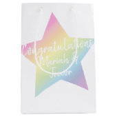 Pastel Rainbow Star Kinderdusche Mittlere Geschenktüte (Vorderseite)