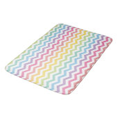 Pastel Rainbow Zickzack Muster Badematte (Schrägansicht)