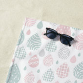 Pastel Raindrops Monogram Beach Handtuch (Beispiel)