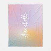 Pastel rosa Regenbogen mädchenhaftes Monogramm ein Fleecedecke (Vorderseite)