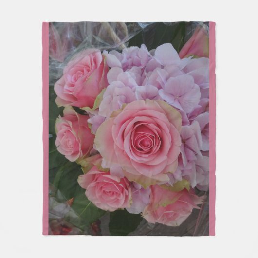 Pastel Rose und Hydrangea Blume Fleece Blanket (Vorderseite)