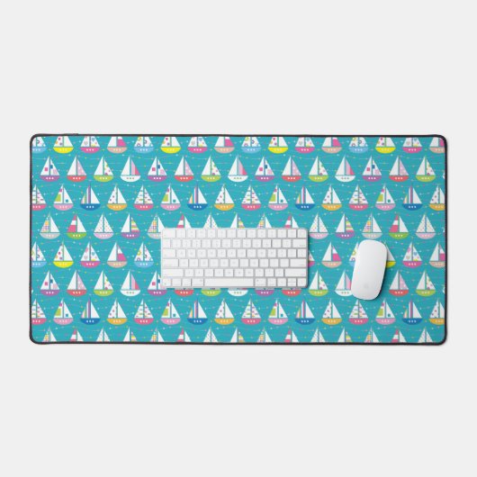 Pastel Sailboat Pattern Schreibtischunterlage (Tastatur & Maus)