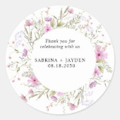 Pastel Shade Blush Pink Wild Floral Wedding Runder Aufkleber (Vorderseite)