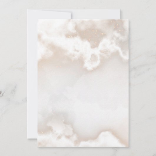 Pastel Sie ist auf Cloud Nine Dreamy Brautparty Einladung (Rückseite)