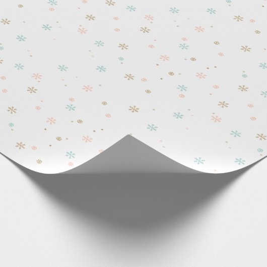 Pastel Snowflakes Tan Coral Rose und Aquamarin Geschenkpapier (Ecke)