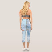 Pastel Soft Blue Jacaranda Blume Blüten Capri Leggings (Rückseite)
