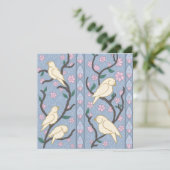 Pastel Songbird und Blüten zum Geburtstag Einladun (Stehend Vorderseite)