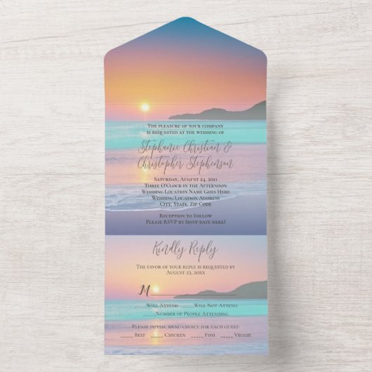 Pastel Sunset Destination Ocean Beach Wedding All In One Einladung (Innen Boden)
