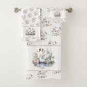 Pastel Swan and Floral Towel Trio Badhandtuch Set (Insitu)