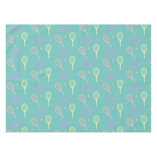 Pastel Tennis Rackets mit Tennisball auf Grün Tischdecke (Vorderseite (Horizontal))