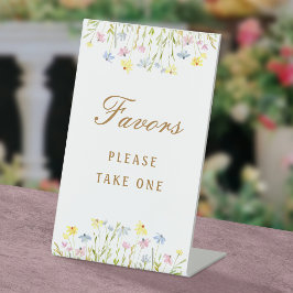 Pastel-Wildblumen favorisieren das Schild "Pedesta