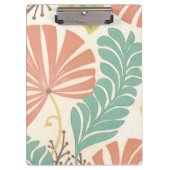 Pastelblumenreben und Blätter auf Cremeuntergrund Klemmbrett (Vorderseite)