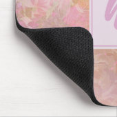 Pastell-Blumen mit chicem Schriftmonogramm Mousepad (Ecke)
