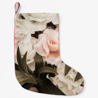 Pastell-Blumen-Vintage: Zeitlose Eleganz Kleiner Weihnachtsstrumpf