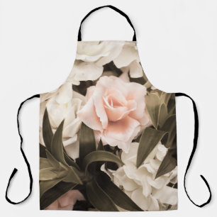 Pastell-Blumen-Vintage: Zeitlose Eleganz Schürze