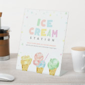 Pastell Ice Cream Birthday Ice Sign Sockelschild (In SItu)