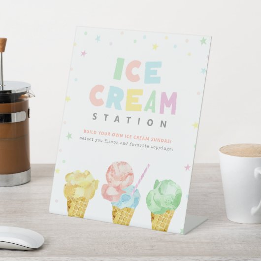 Pastell Ice Cream Birthday Ice Sign Sockelschild (In SItu)