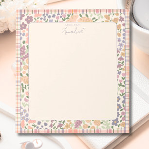 Pastell-Karo-Blumen-Notizblock mit Personalisierun Notizblock
