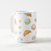 Pastell-Macarons und Croissants nahtloses Muster Kaffeetasse (Vorderseite Links)