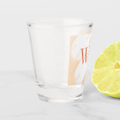 Pastell-Pfirsich-Orange-Weiß-Monogramm Retro-Bold- Schnapsglas (Links)