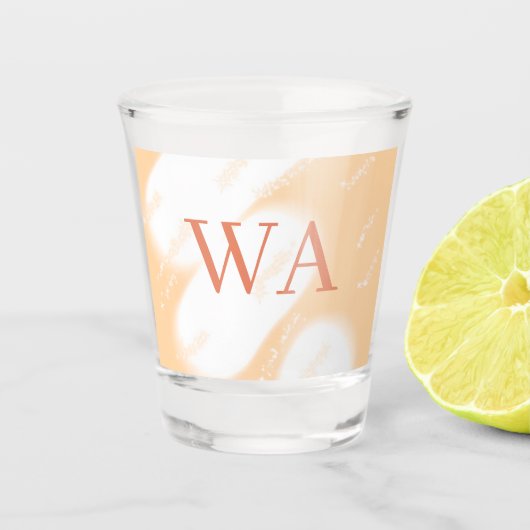 Pastell-Pfirsich-Orange-Weiß-Monogramm Retro-Bold- Schnapsglas (Vorderseite)