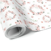 Pastell Pink Blumenreath Geschenkpapier (Rolleneckpunkt)