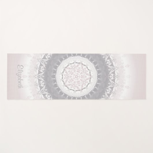 Pastell Pink Blush Mandala Monogram Yogamatte (Vorderseite (Horizontal))