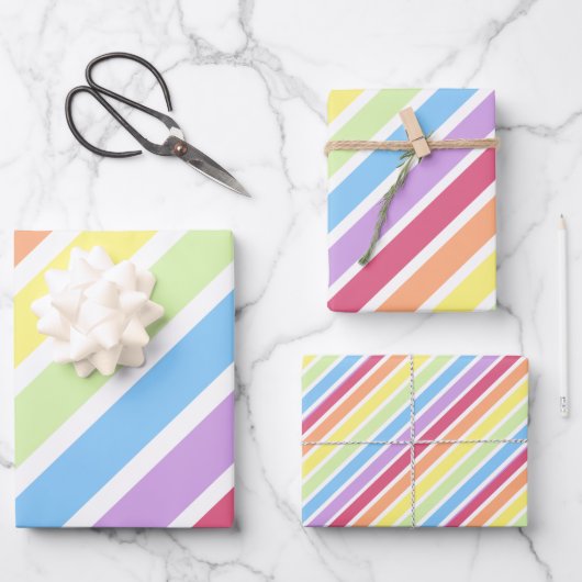 Pastell Rainbow Diagonal Stripes Lines Geschenkpapier Set (Vorderseite)