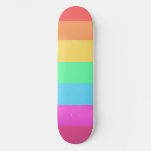 Pastell-Regenbogenfarben-Streifen-Design Skateboard