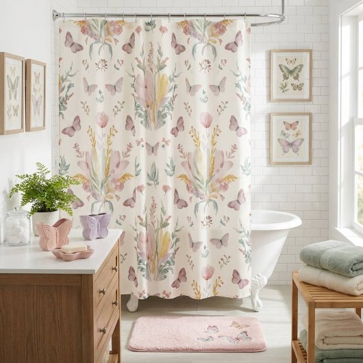 Pastell-Schmetterling mit Blumenmuster Duschvorhang