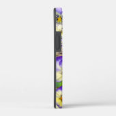 Pastell Stiefmütterchen mit Schmetterlingen Case-Mate iPhone Hülle (Rückseite / Rechts)