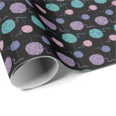 Pastell-Yarn-Ball-String-Muster Geschenkpapier (Rolleneckpunkt)