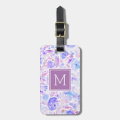 Pastellblau und Lila Blumenmuster Mit Monogramm Gepäckanhänger (Vorderseite vertikal)