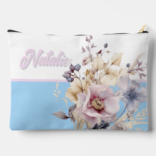 Pastellblau und rosa Monogramm Zubehörtasche (Rückseite)