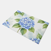 Pastellblaue Hortensien-Blumenstrauß-Muster Fußmatte (Schrägansicht)