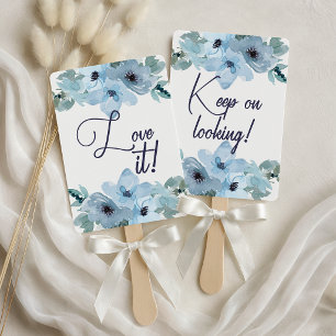Pastellblaue Rosen sagen Ja zum Kleid Fächer