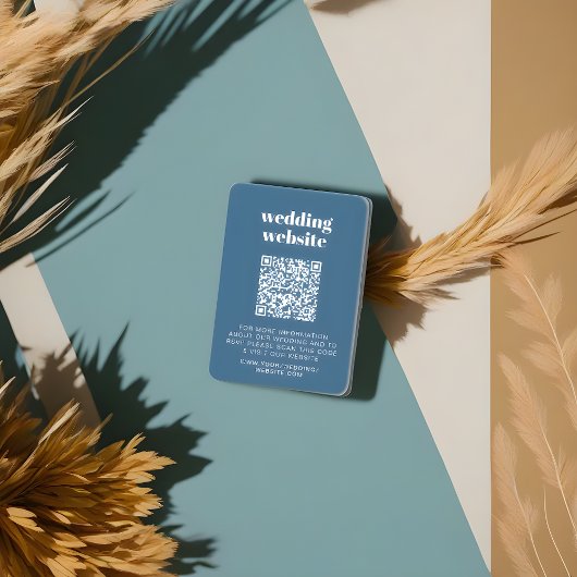 Pastellblaue RSVP-Karte mit QR-Code und benutzerde