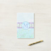 Pastellblauer Floral Monogramm Post-it Klebezettel (Auf Schreibtisch)