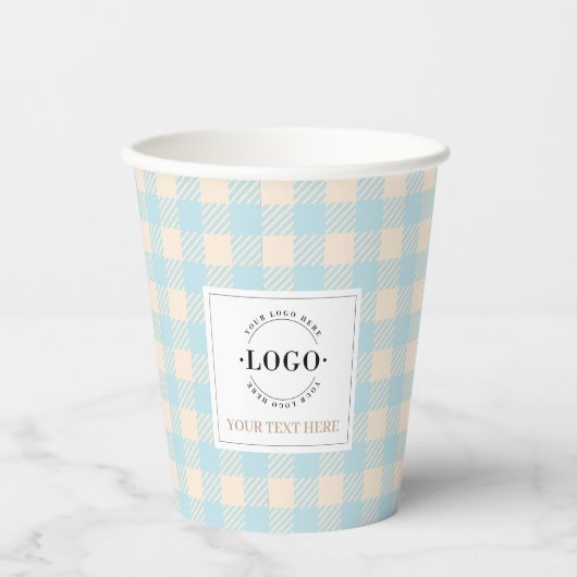 Pastellfarben Blassblauer Gingham kariertes Party Pappbecher (Vorderseite)