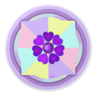 Pastellfarben & lila Herzen schlagen Keramikknauf