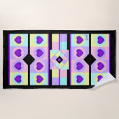 Pastellfarben & lila Herzen schlagen Strandtuch (Vorderseite)