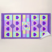 Pastellfarben & lila Herzen schlagen Strandtuch (Vorderseite)