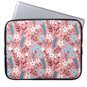 Pastellfarbene Blume Nahtloses Muster mit rosa Laptopschutzhülle