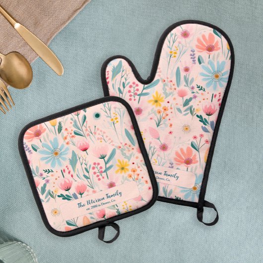 Pastellfarbene botanische Muster Familienname Ofenhandschuh & Topflappen-Set