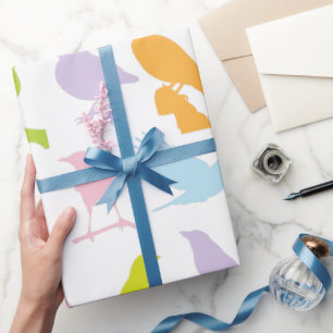 Pastellfarbene Varietät des Vogelmusters Geschenkpapier