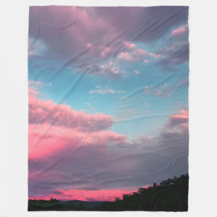 Pastellfarbener Himmel Fleecedecke