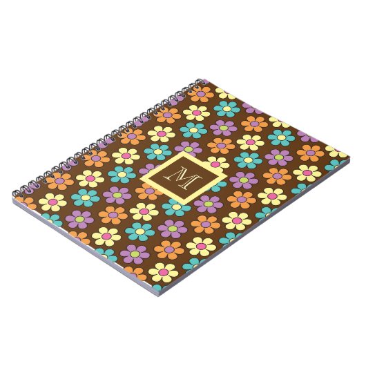 Pastellgänseblümchen-Muster auf Brown mit Notizblock (Linke Seite)
