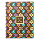 Pastellgänseblümchen-Muster auf Brown mit Notizblock (Vorderseite)