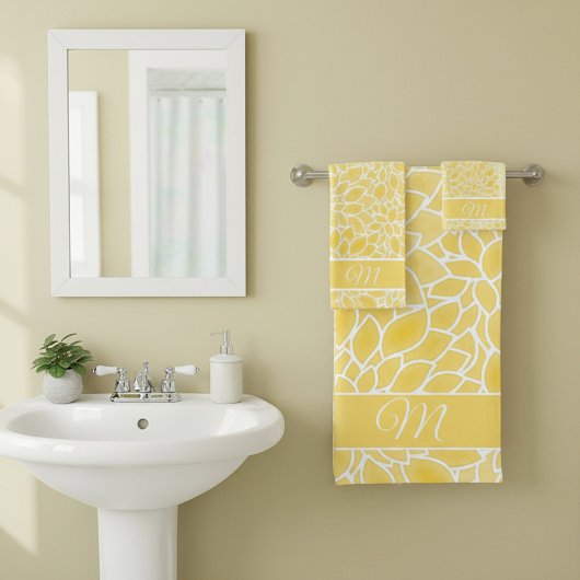 Pastellgelbe Dahlien-Monogramm Badhandtuch Set