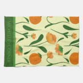 Pastellgelbe Pfirsiche und Blumen Geschirrtuch (Horizontal)